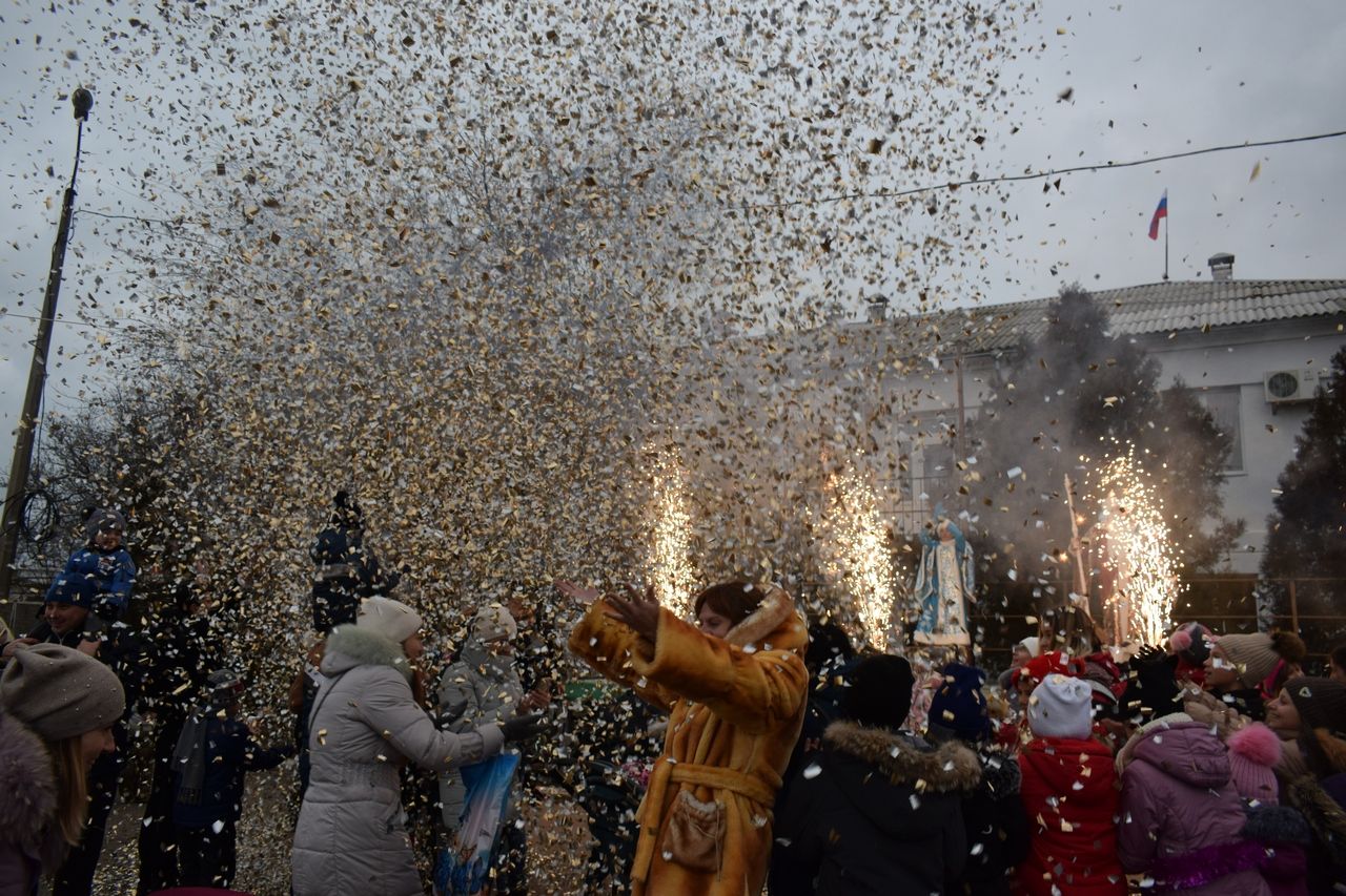 tradicionnyj novogodnij utrennik 01