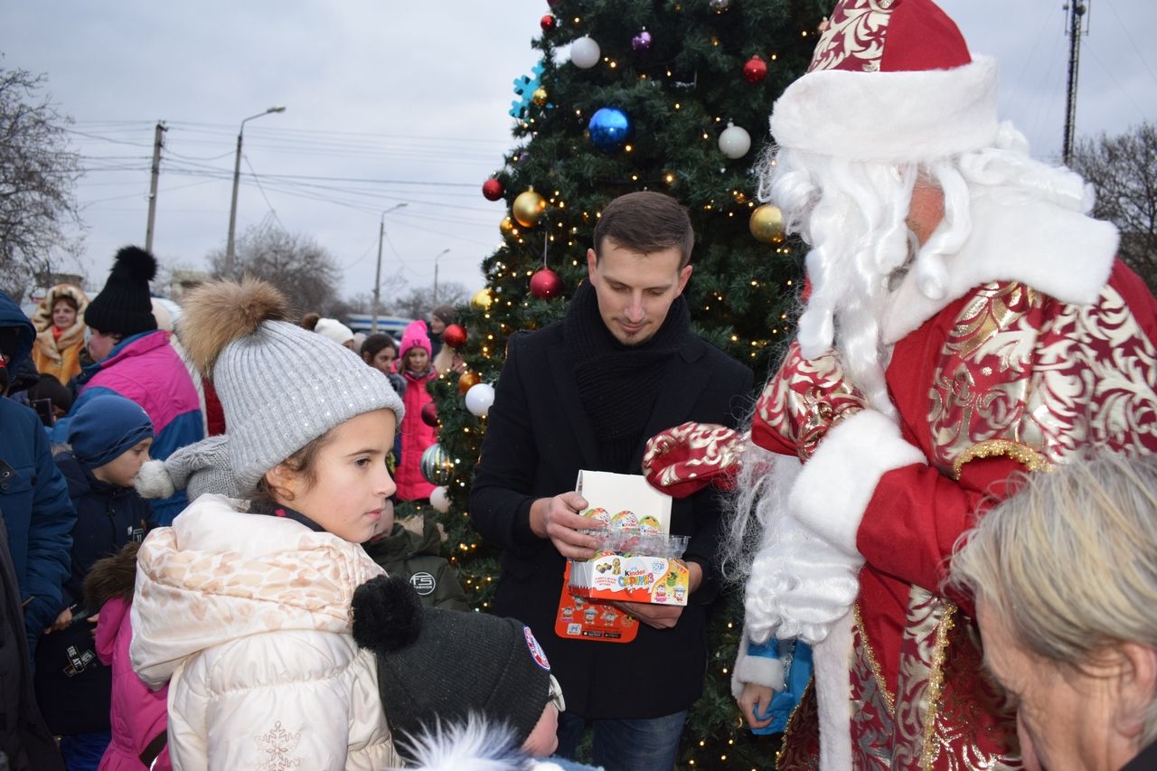 tradicionnyj novogodnij utrennik 01