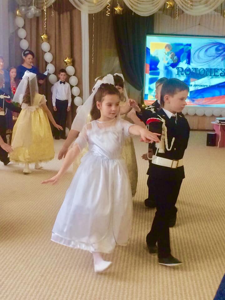 kachinskiy kadetskiy bal 01