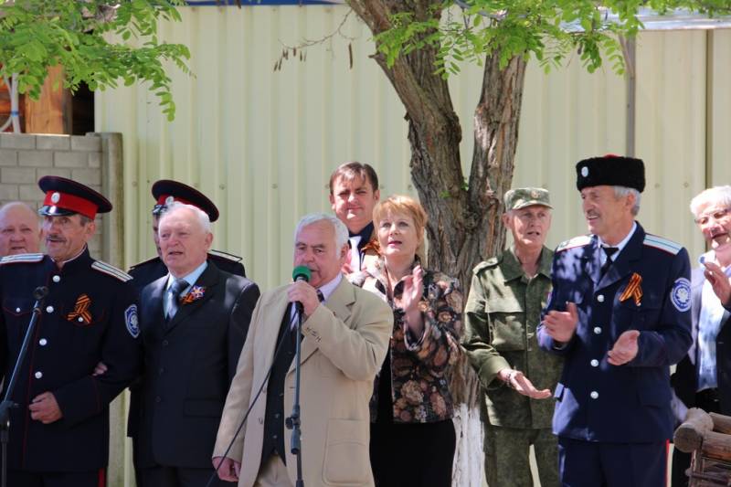 otkrytie_fontanov_v_park_stoletiya_08_05_2016_51_web_51