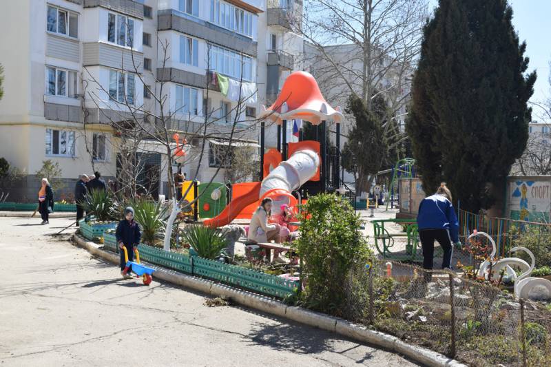 subbotnik_v_kmo_web_24
